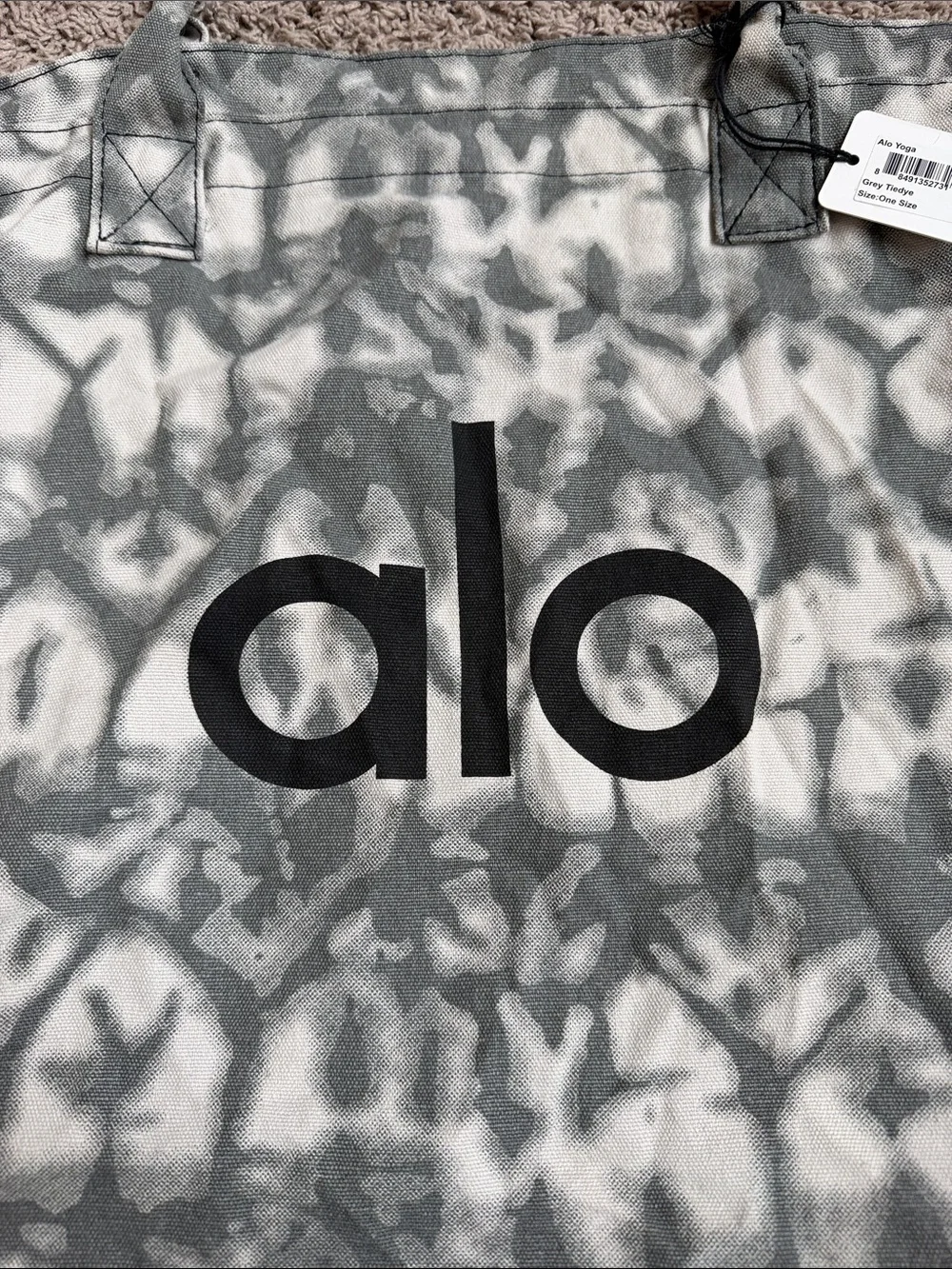 Alo Yoga Gray & White Tie-Dye Large Logo Tote Bag